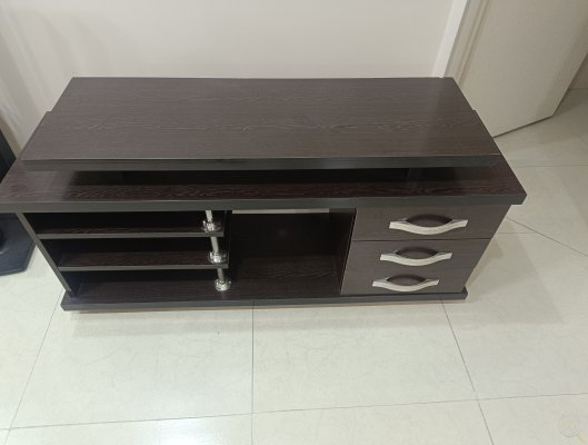 میز تلویزیون چوبی