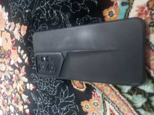 گوشی نوت 12 در حد نو